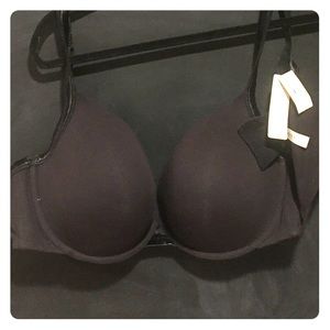 Black plunge bra